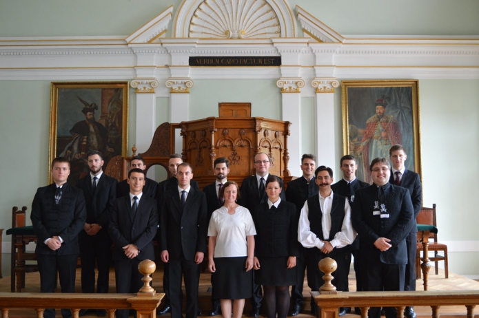 A 2016-2017-es év végzős hallgatói évfolyamfelelős tanárukkal